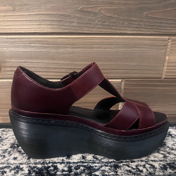 🤩 Rare Dr. Martens Vintage Leather Oxblood Burgundy Quad Platform Sandals Shoes - Picture 4 of 11
